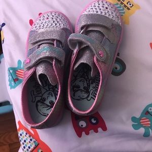 Size 9 toddler girls light up shoe